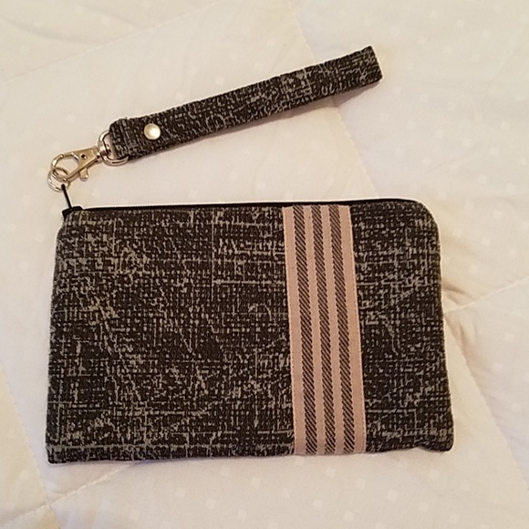 Laura Bee Designs Wristlet Bag - Picture 4 of 4